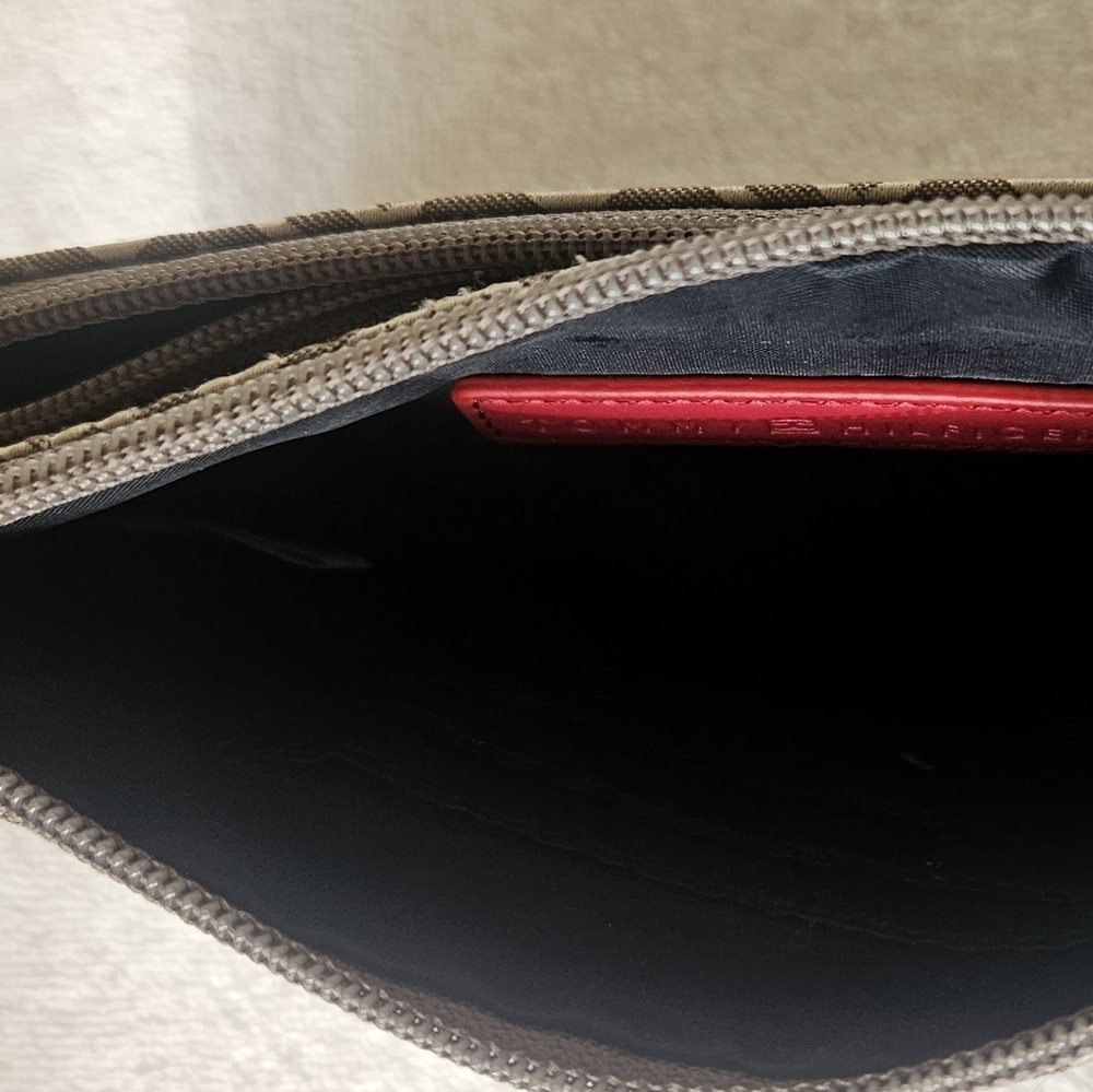 Tommy Hilfiger Signature Logo Print Brown Wristlet Pouch Zipper Leather Trim - Picture 5 of 7